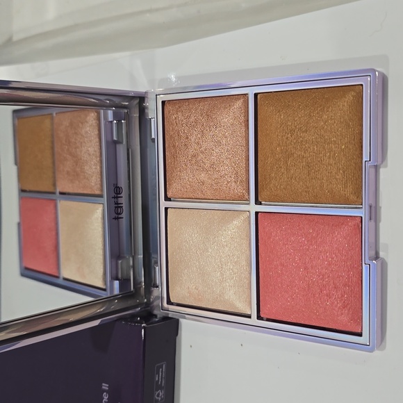 BNIB ✅Tarte #VOLUME 2 Glow Squad Amazonian Clay Face Palette ~ Limited Ed ✨ NIB - Picture 7 of 8